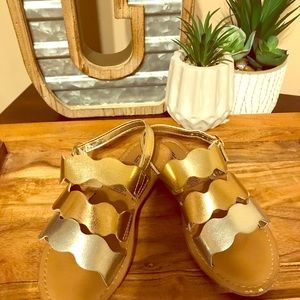 Kids gap sandals